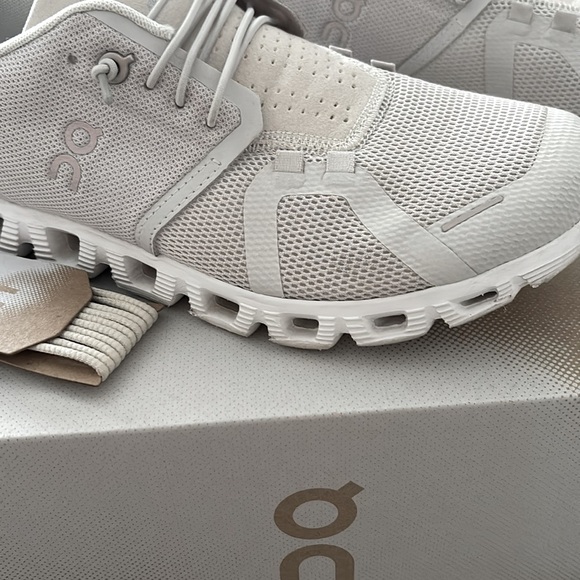 On Cloud 5 Pearl Womens Running Shoe - Picture 10 of 10